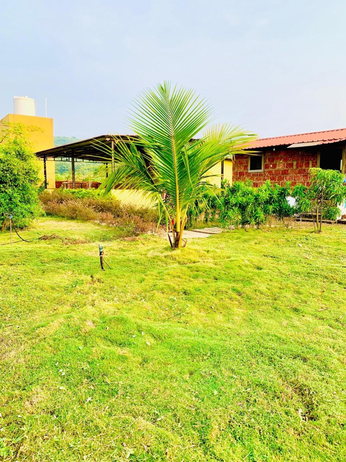 The Lighthouse Beach Resort Dāpoli 외부 사진